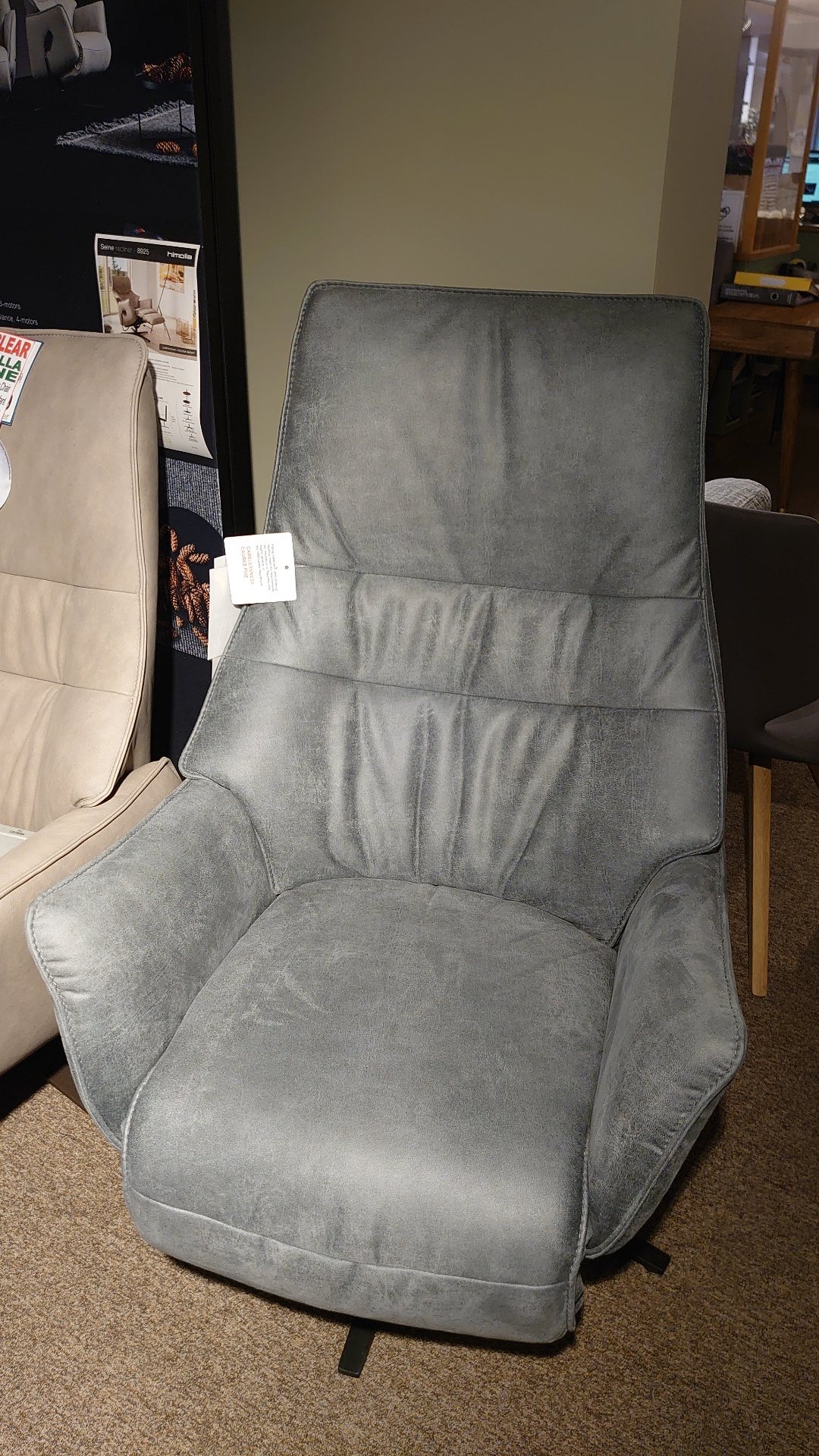 Clearance Himolla Seine Large Electric Lift & Rise Recliner Chair Old