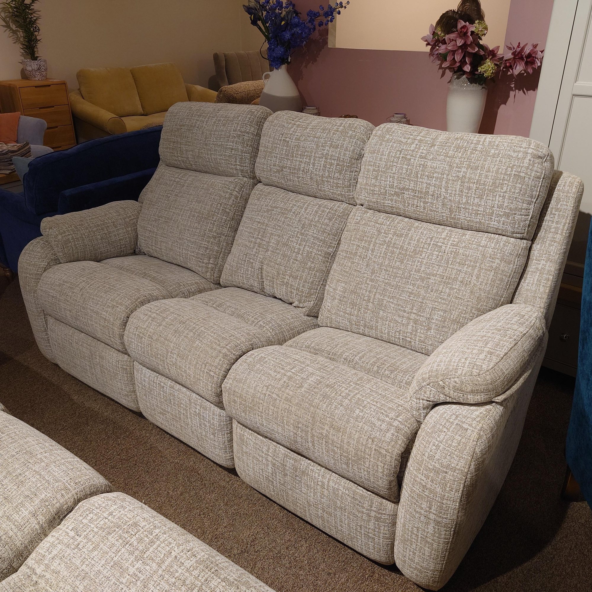 Clearance Plan Kingsbury 3 Seater Power Recliner Old Creamery Furniture