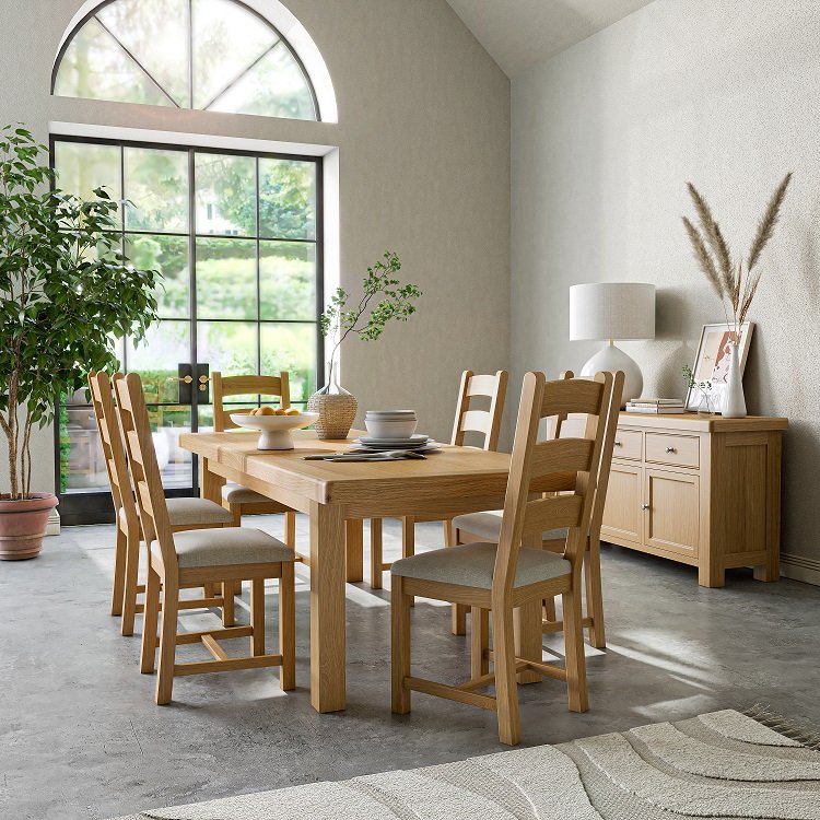 Wellington Oak Small Extending Dining Table 140-185cm