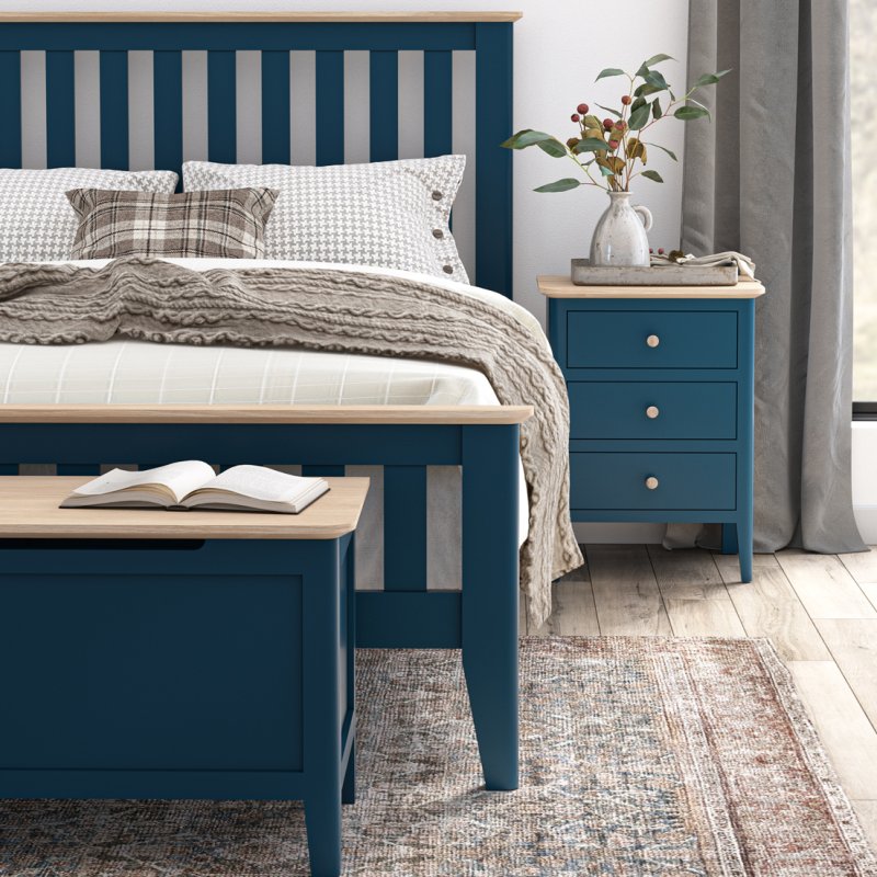 Oxford Painted Narrow Bedside (Off White) Old Creamery Furniture