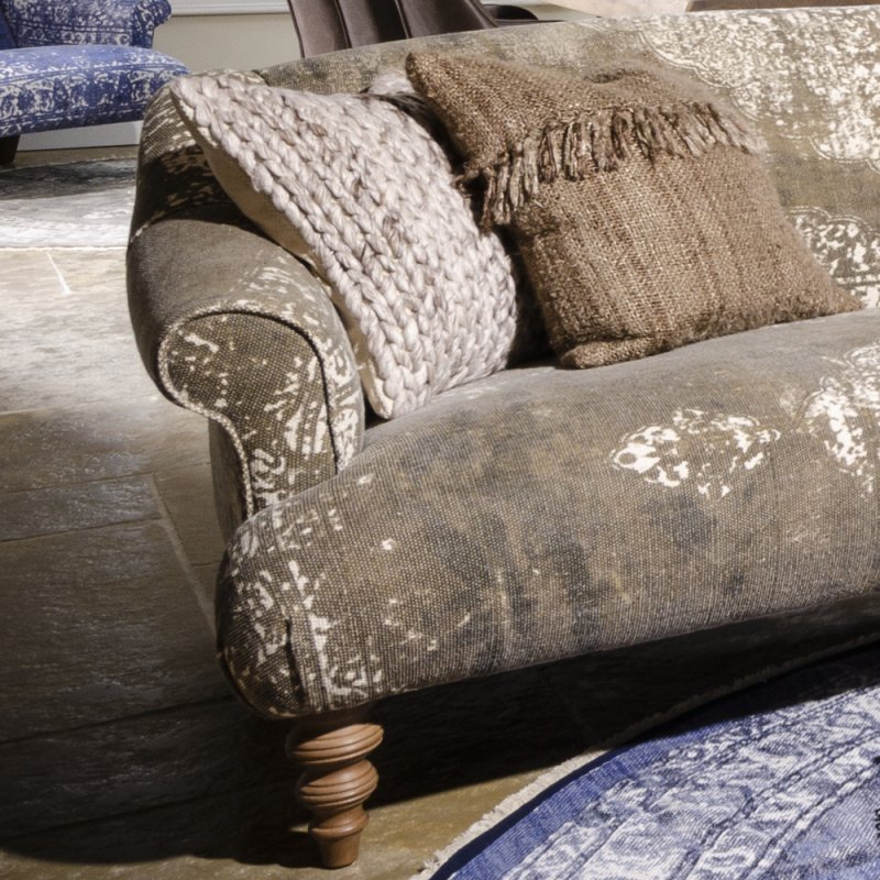 Tetrad Jacaranda Snuggler