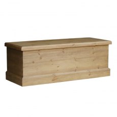 Woodies Pine 48" Blanket Box