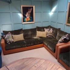 Clearance Elizabeth Corner Sofa Group