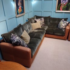 Clearance Elizabeth Corner Sofa Group