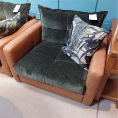 Clearance Elizabeth Snuggler