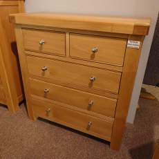 Clearance Wellington Oak 2 + 3 Chest of Drawers