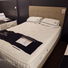 Clearance Harrison Hollyhock 5'0 Divan Set (Gentle/Medium) with Andalucia Headboard