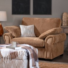 Banbury Snuggler Chair