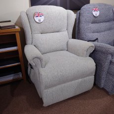 Clearance Sherborne Malvern Small Lift & Rise Chair
