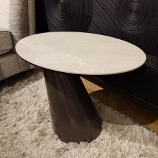 Clearance Wren Lamp Table