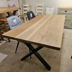 Clearance Sherwood 200cm x 100cm Oak Table Clearance Sherwood 200cm x 100cm Oak Table