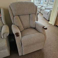 Clearance Celebrity Canterbury Standard Cloud Zero Lift & Rise Recliner with Power Headrest