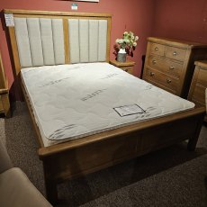 Clearance Woodvale 150cm Upholstered Bed Clearance Woodvale 150cm Upholstered Bed