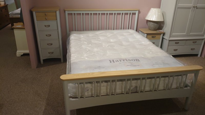 #Norway 5'0 Bed