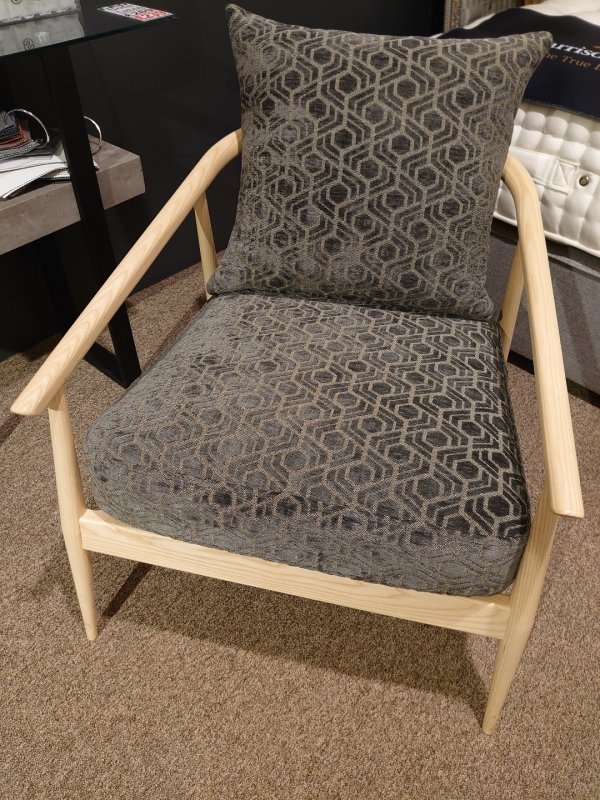 Clearance ercol Aldbury Chair E Grade Fabric