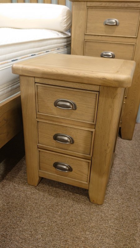 Clearance Bergen Large Bedside