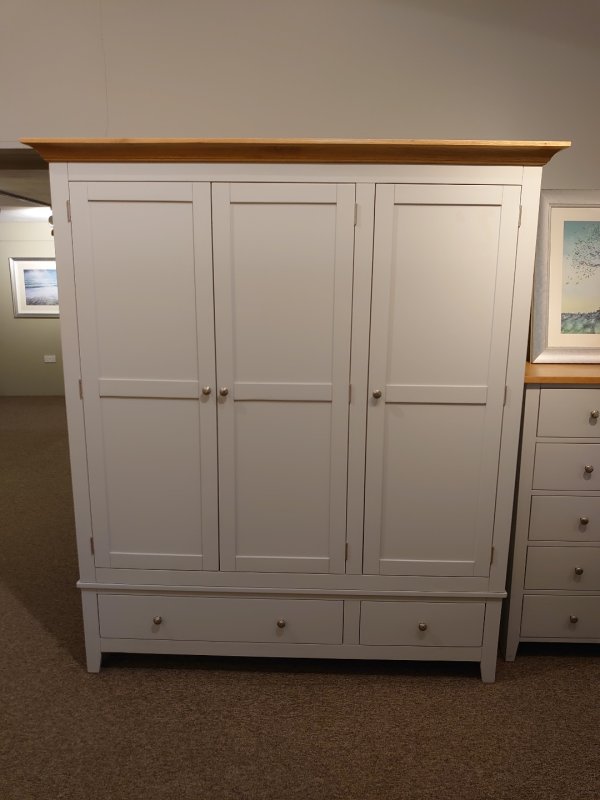 Clearance Jersey Grey Triple Wardrobe with Drawer