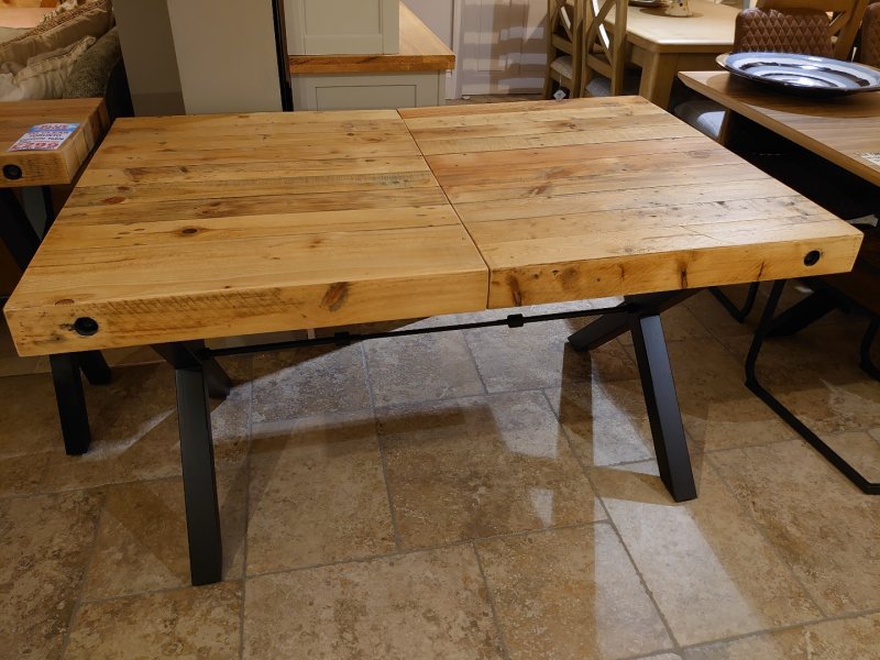 Clearance Toronto 140-180cm Extending Dining Table