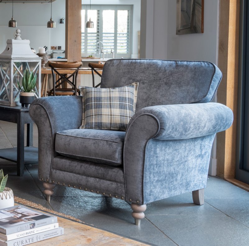 Salisbury Standard Chair