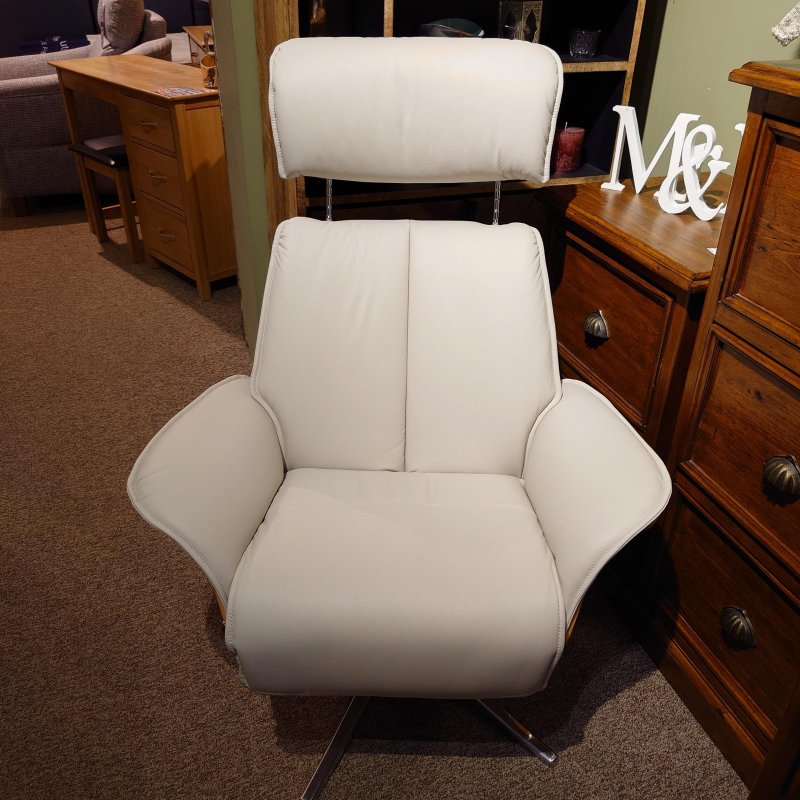 Clearance G-Plan Oslo Power Recliner