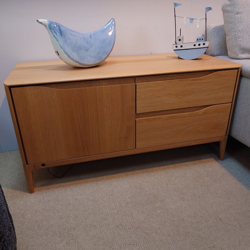 Clearance ercol Romana tv Unit