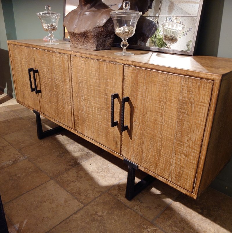 Clearance Quay Sideboard