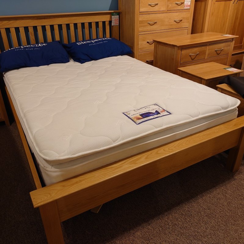 Clearance Sleepeezee Memory Plus 1000 4'6 Mattress