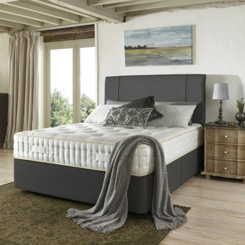 Harrison Beaufort Pure Performance Seasonal Turn Divan set