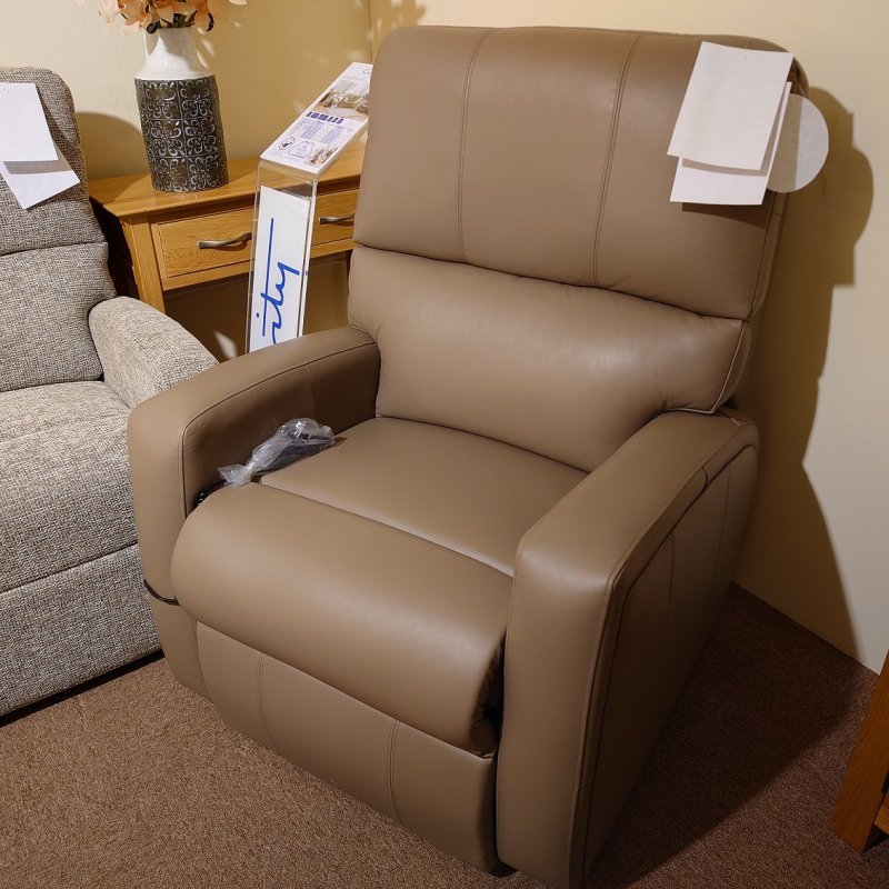 Clearance Celebrity Southwell Grand Cloud Zero Recliner (Leather)