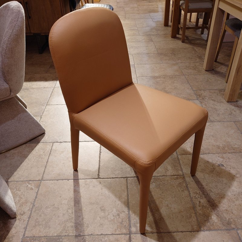 Clearance Quake Dining Chair (Camel)