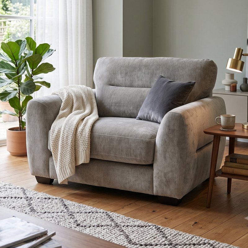 Haven 116cm Chair