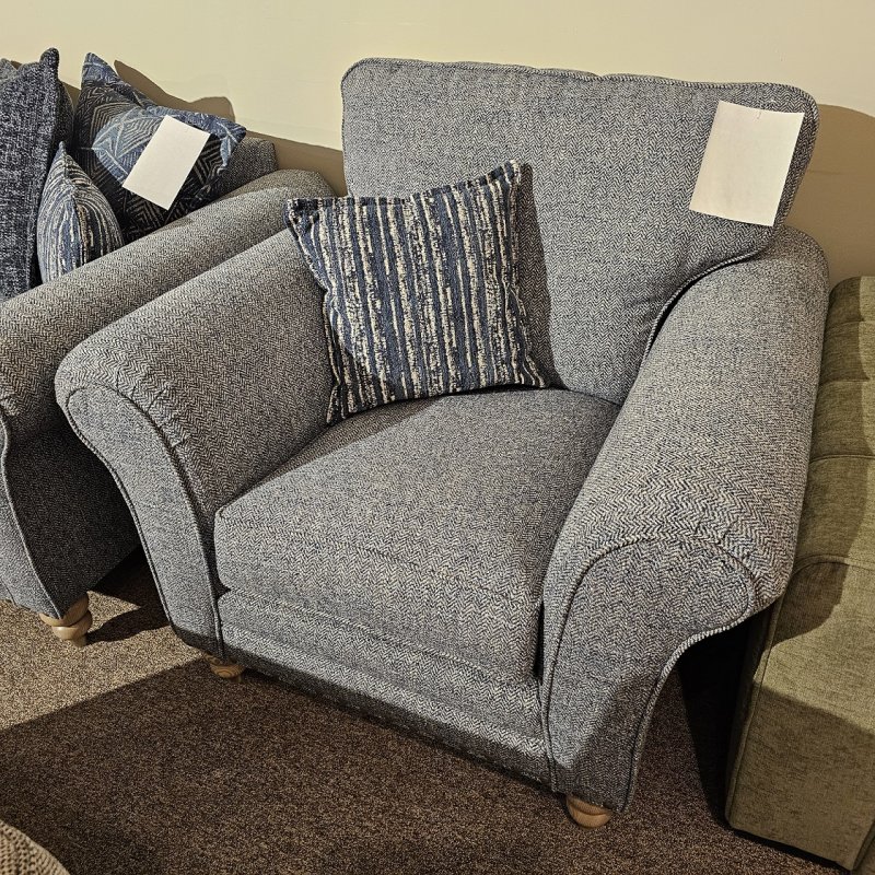 Clearance Salisbury Standard Armchair