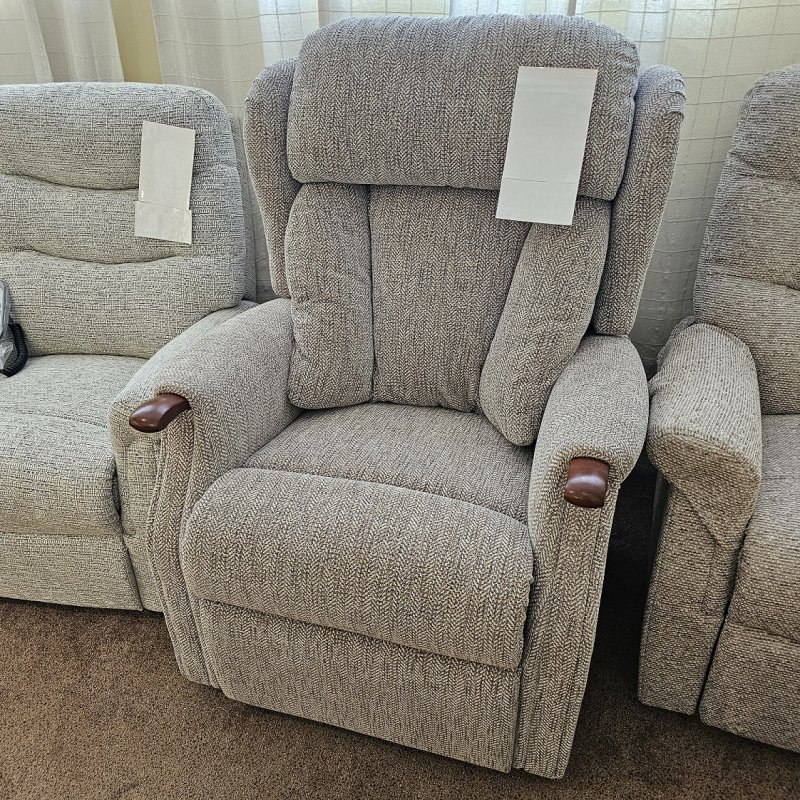 Clearance Celebrity Canterbury Grand Cloud Zero Recliner Chair - Dalby Moss