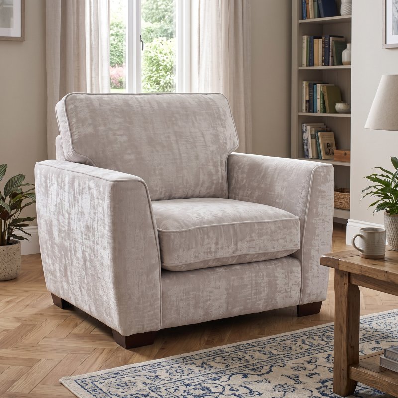 Moda 101cm Chair